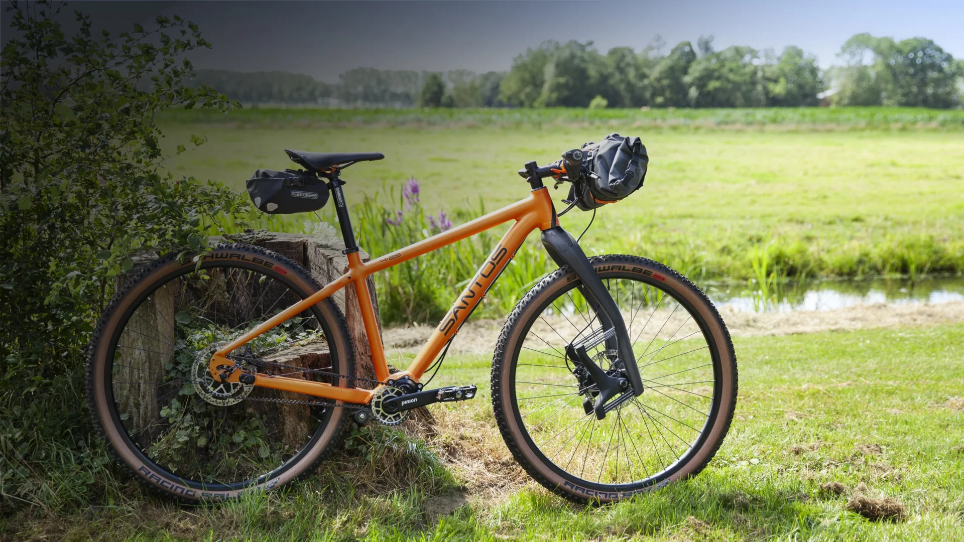 4.29_funkyorange_home_2560x1440px-5b0f047b