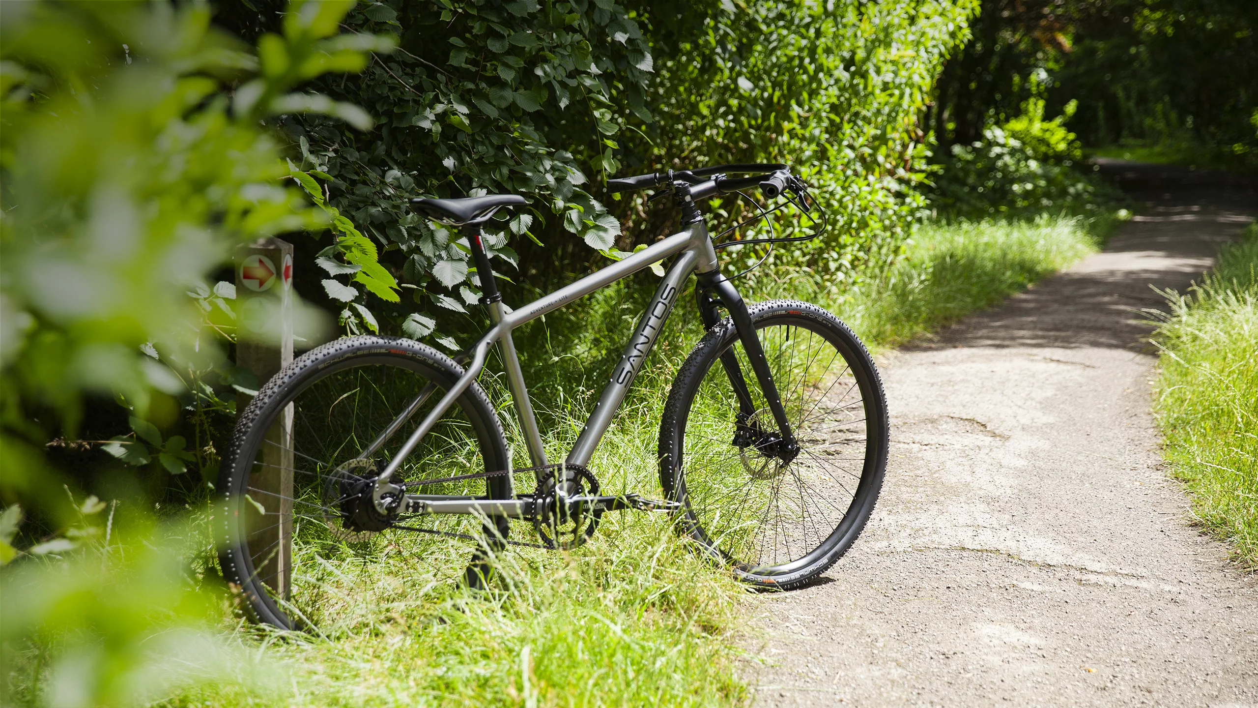 Adventure_Lite_GunMetalic